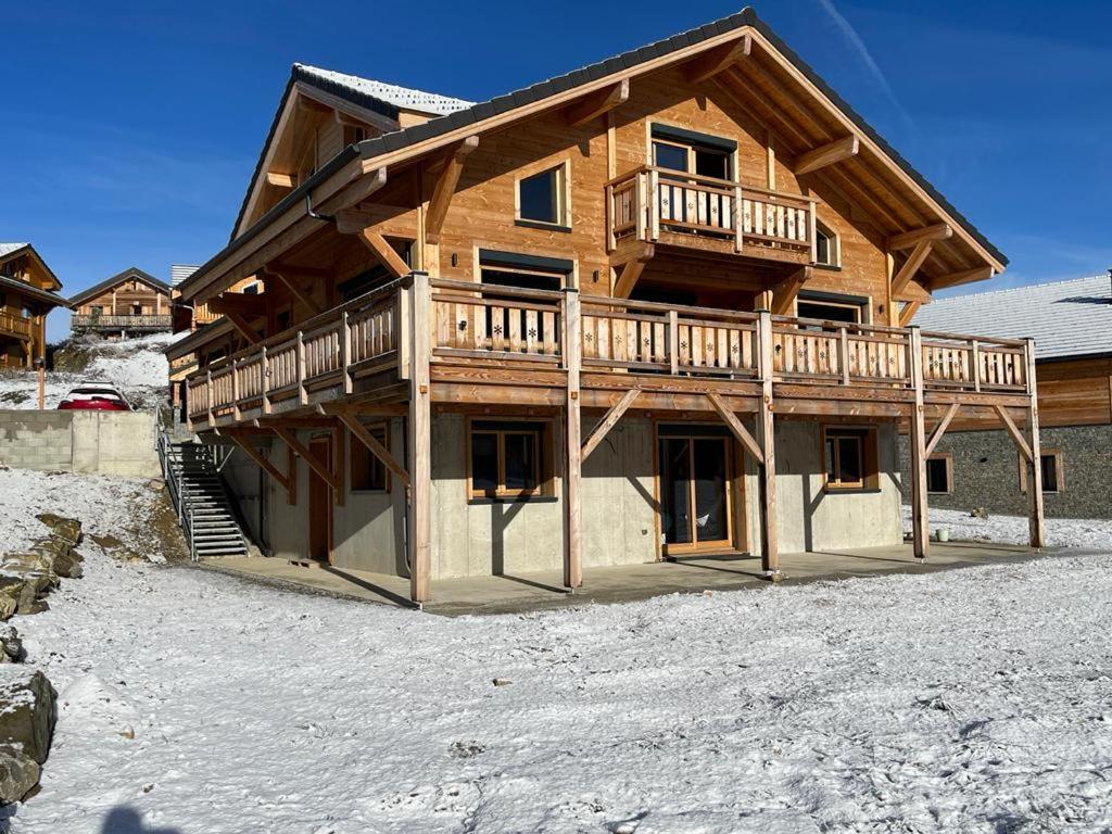 Appartement Lumineux Neuf Dans Bas De Chalet Le Douglas La Joue du Loup Exterior photo