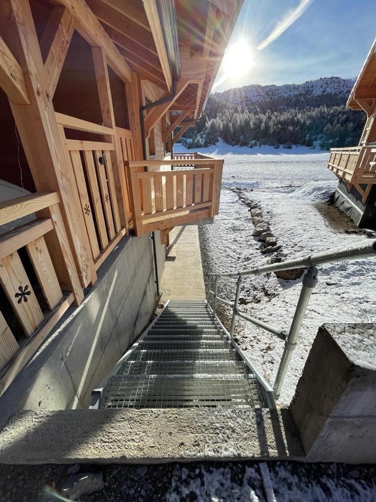 Appartement Lumineux Neuf Dans Bas De Chalet Le Douglas La Joue du Loup Exterior photo